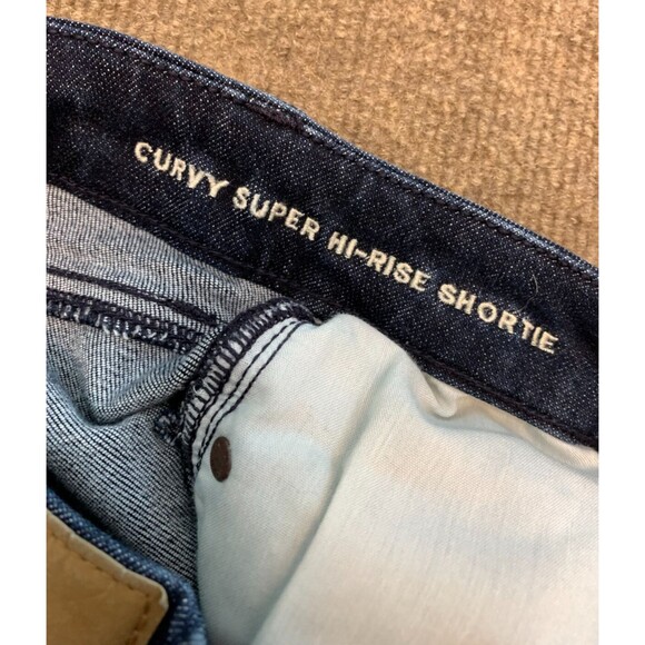 American Eagle Shorts Womens 6 Curvy Hi Rise Cut-Off Whiskered Stretch Denim - Picture 7 of 9